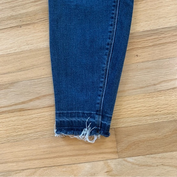 Women's Spanx Distressed Skinny Jeans Dark Wash Raw Hem Ankle Length Size XL - Picture 5 of 13